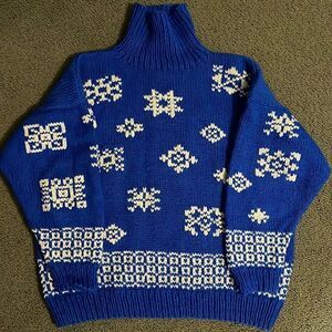 Classic Vintage UNISEX Wool Pullover Sweater